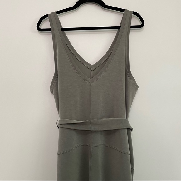 Lululemon Ease Of It All V-Neck Jumpsuit Grey Sage One Piece Softstreme Size 14 - Picture 5 of 6